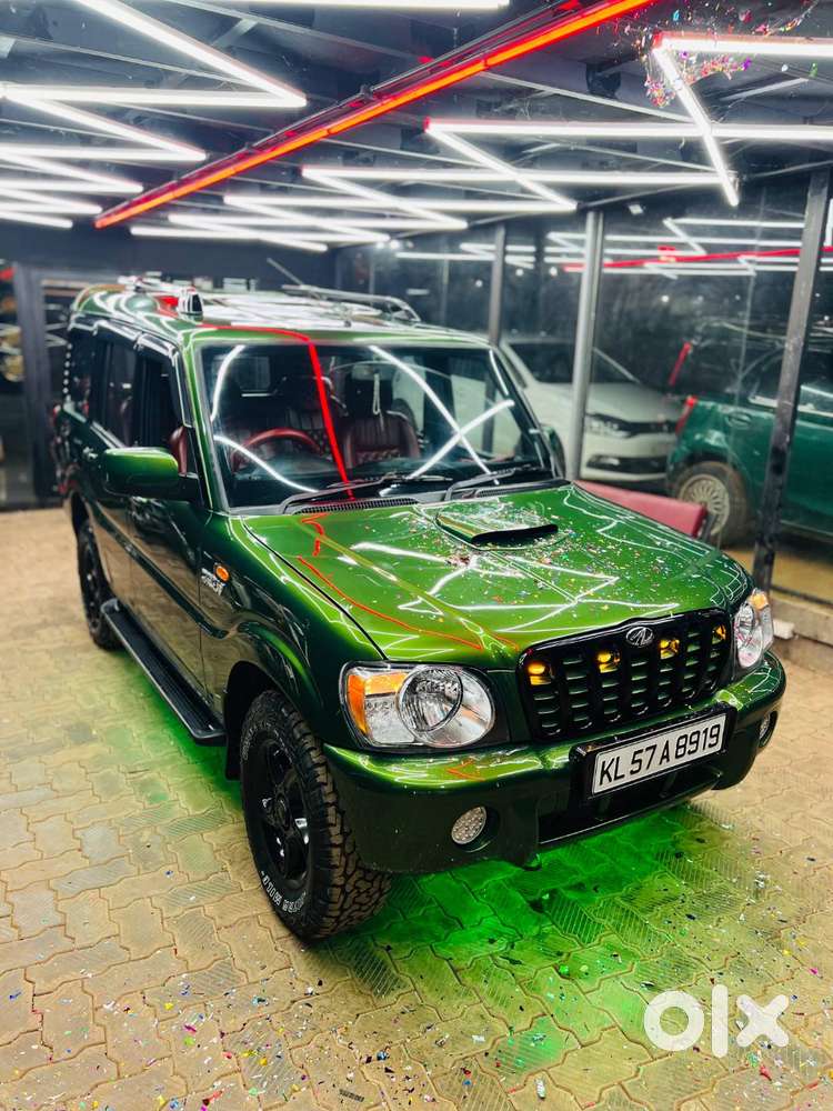 Well-maintained Mahindra Scorpio [2009]– Metallic Green ,single Owner