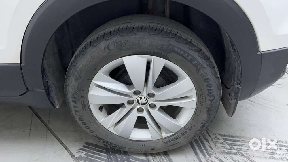 Skoda Kushaq Ambition 1.0l Tsi Mt, 2021, Petrol