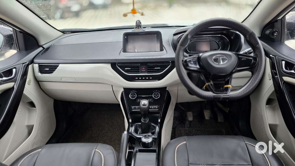 Tata Nexon 1.2 Revotron Xz Plus, 2023, Petrol