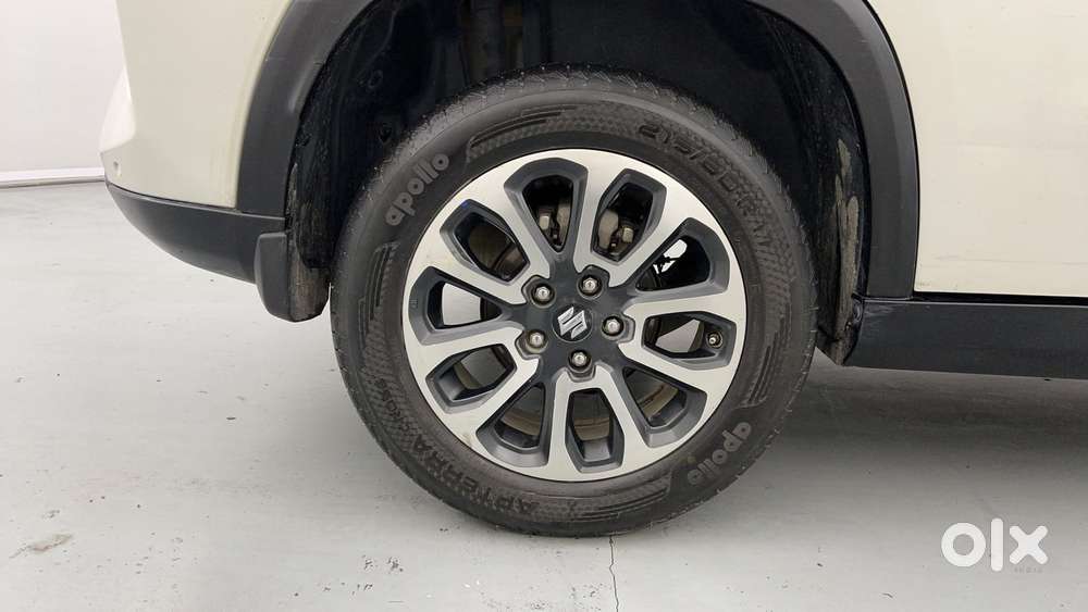 Maruti Suzuki Grand Vitara 1.5 Alpha Plus Intelligent Hybrid Ecvt, 2..