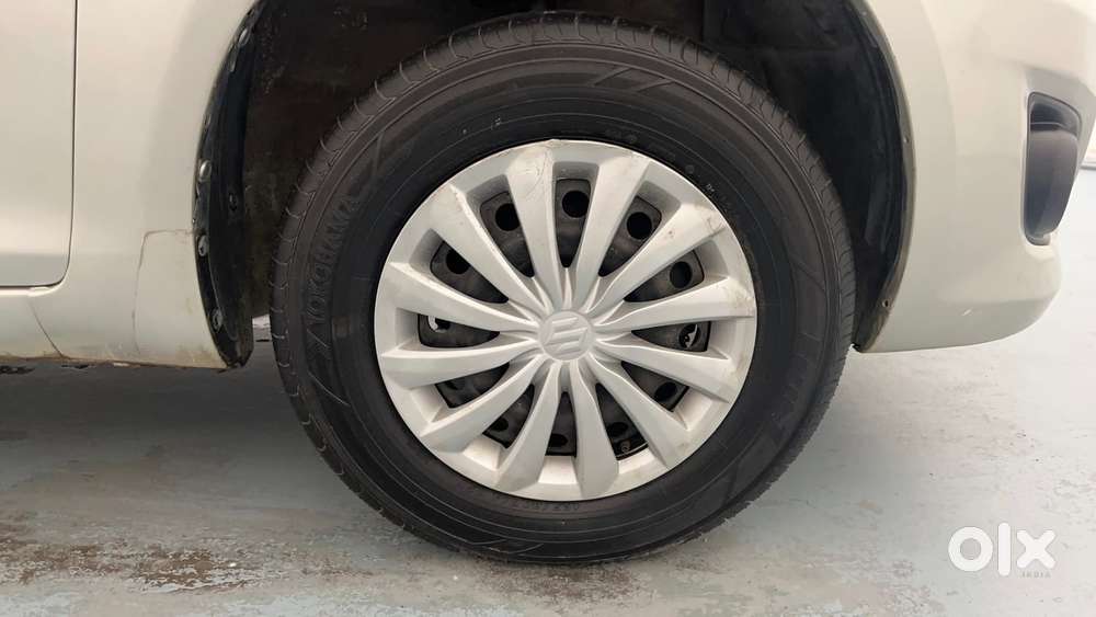 Maruti Suzuki Swift Dzire 1.3 Vxi, 2013, Petrol