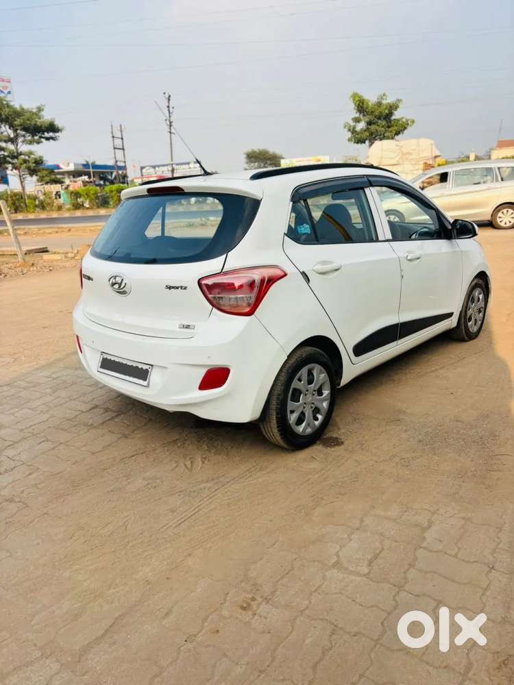 Hyundai Grand I10 1.2 Kappa Sportz Option, 2016, Petrol