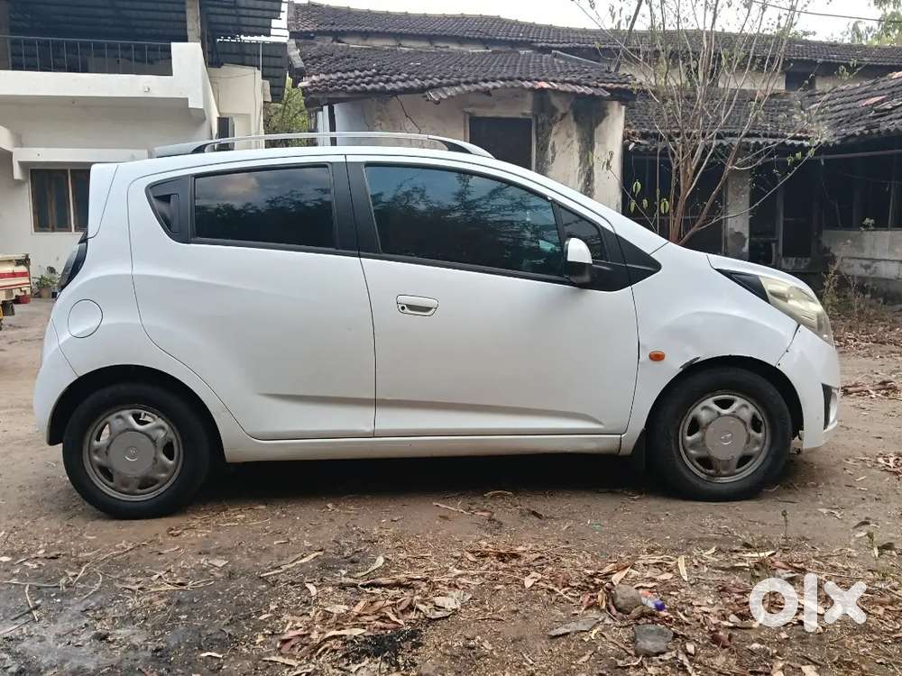 Chevrolet Beat Petrol