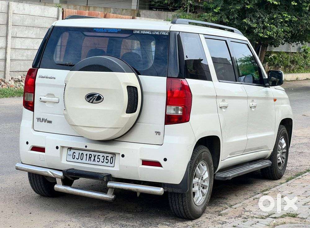 Mahindra Tuv 300