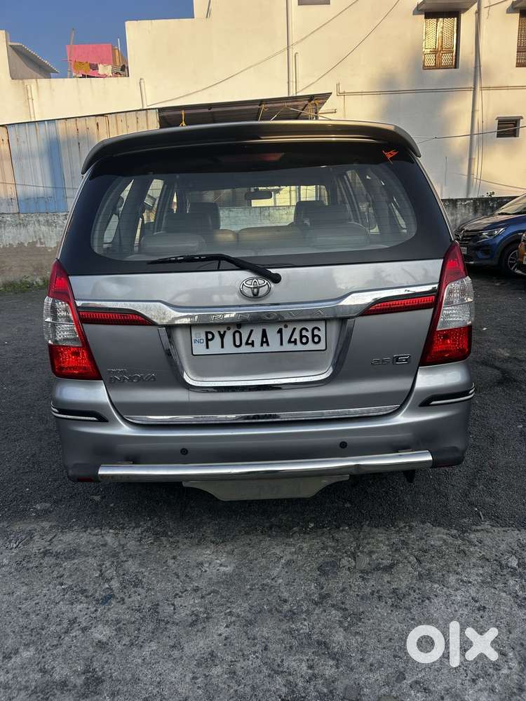 Toyota Innova 2.5 G (diesel) 8 Seater, 2015, Diesel