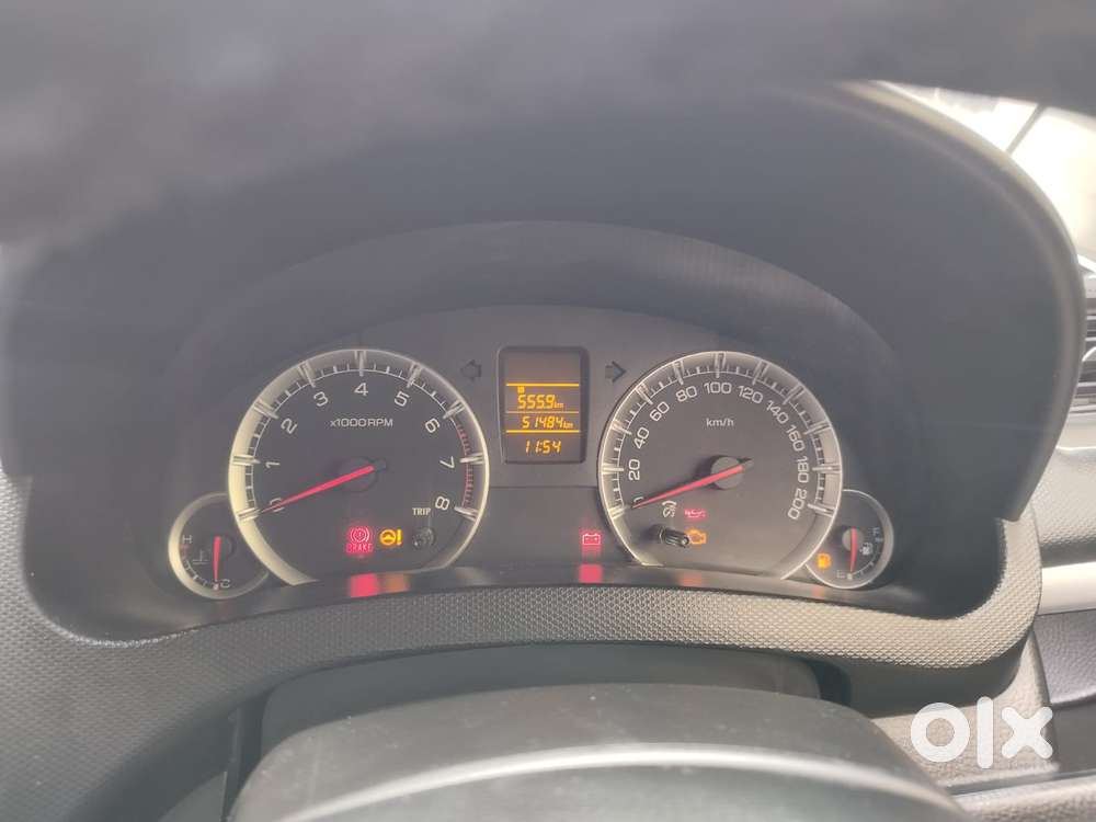 Maruti Suzuki Swift Vxi + Manual, 2015, Petrol