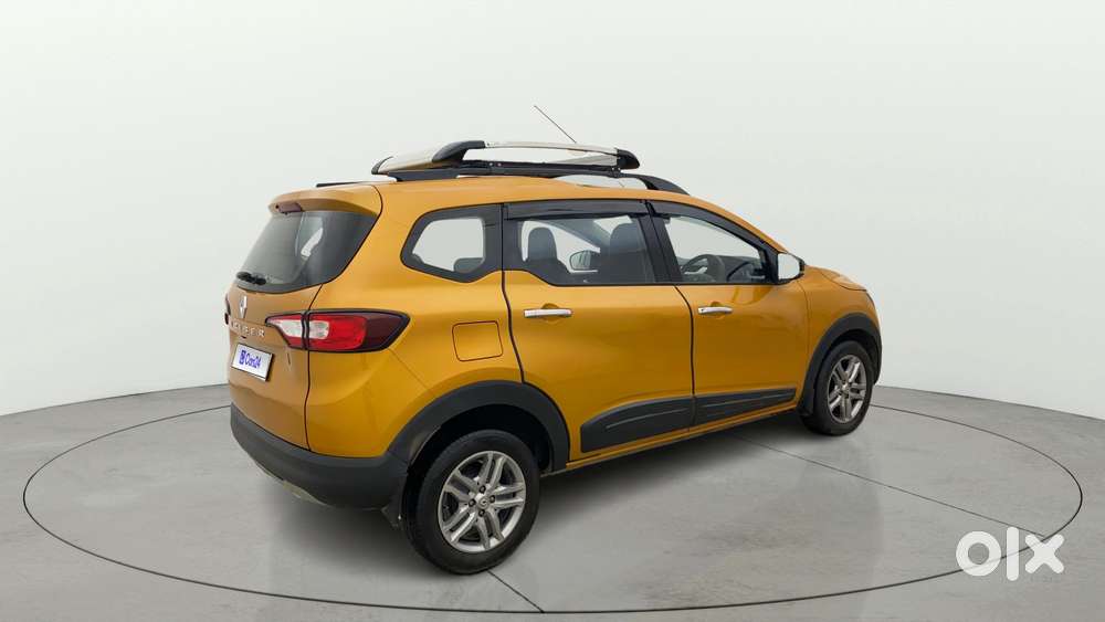 Renault Triber Rxz Easy-r Amt, 2023, Petrol