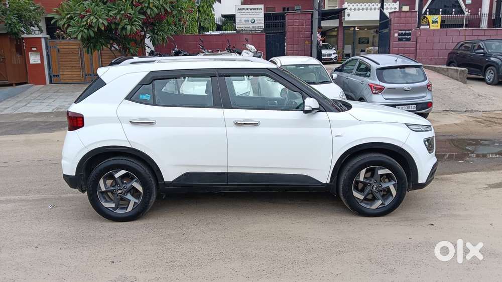 Hyundai Venue 1.0 Sx (o) Turbo Dct, 2019, Petrol