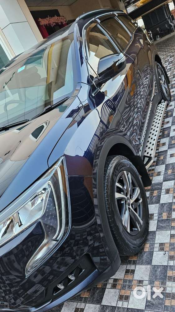 Mahindra Xuv700 2.2 Ax 5 Diesel Mt 7 Str, 2024, Diesel