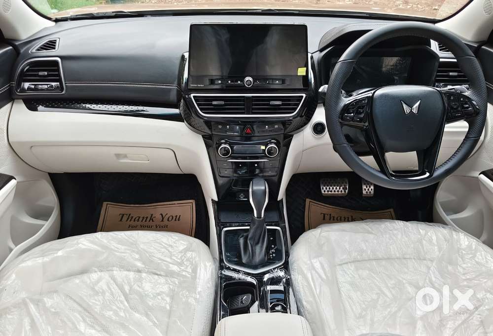 Mahindra Xuv 3xo Ax7l 1.2 Petrol At (pg), 2026, Petrol
