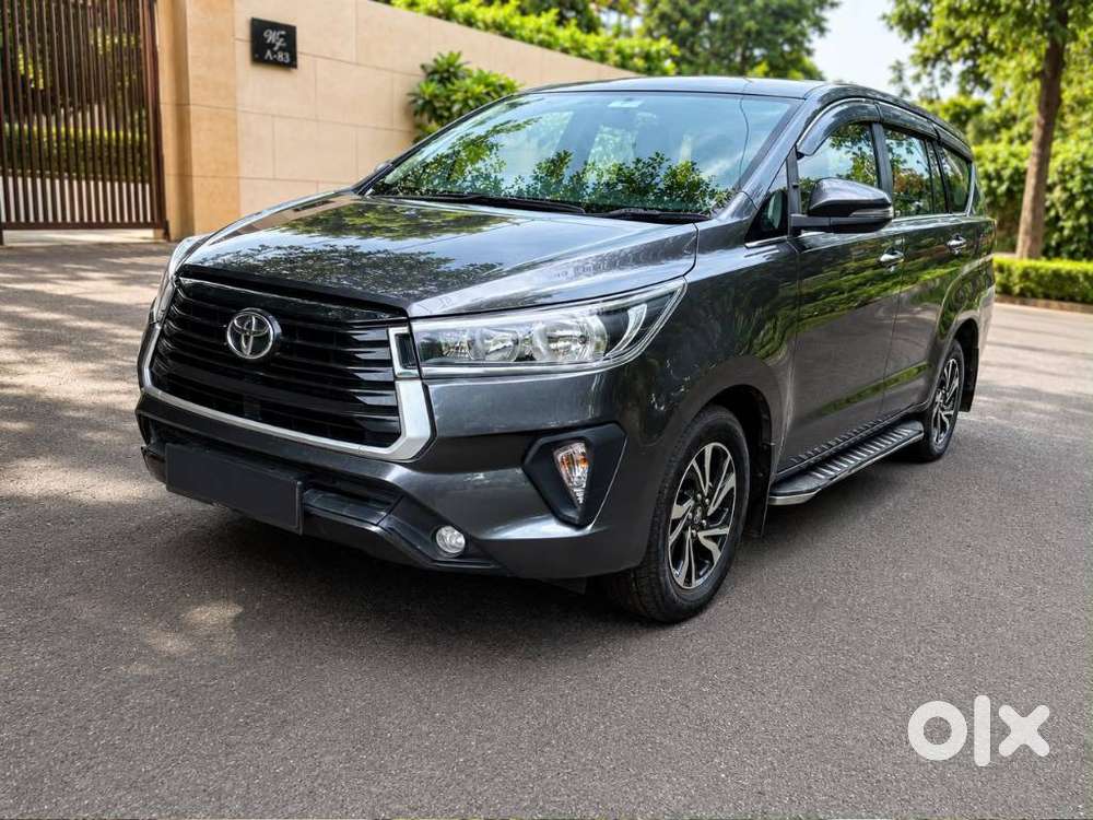 Toyota Innova Crysta 2.4 Gx Limited Edition At 7 Str, 2022, Diesel
