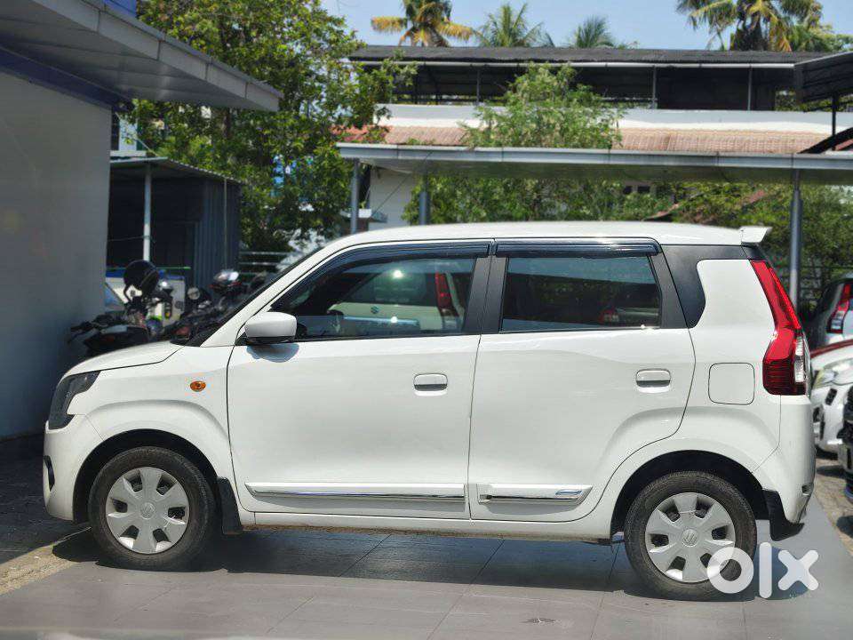 Maruti Suzuki Wagon R Zxi Ags 1.2, 2022, Petrol