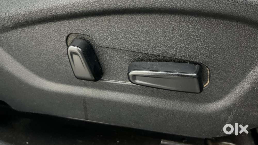 Hyundai Alcazar 2.0 Platinum (o) Petrol At 6 Str, 2022, Petrol