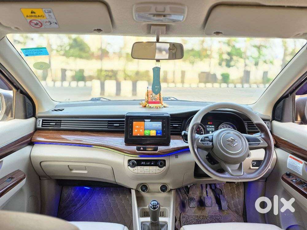 Maruti Suzuki Ertiga Zxi (o) Cng [2022-2023], 2022, Petrol