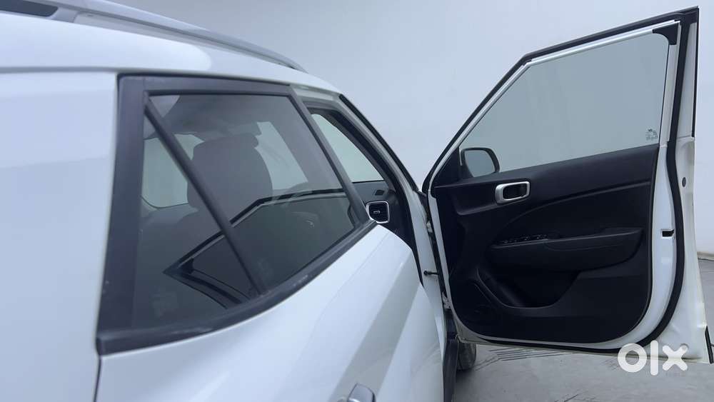 Hyundai Venue 1.0 Sx (o) Turbo Dct, 2019, Petrol