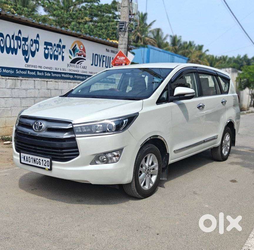 Toyota Innova Crysta 2.4 Vx Mt 8s, 2016, Diesel