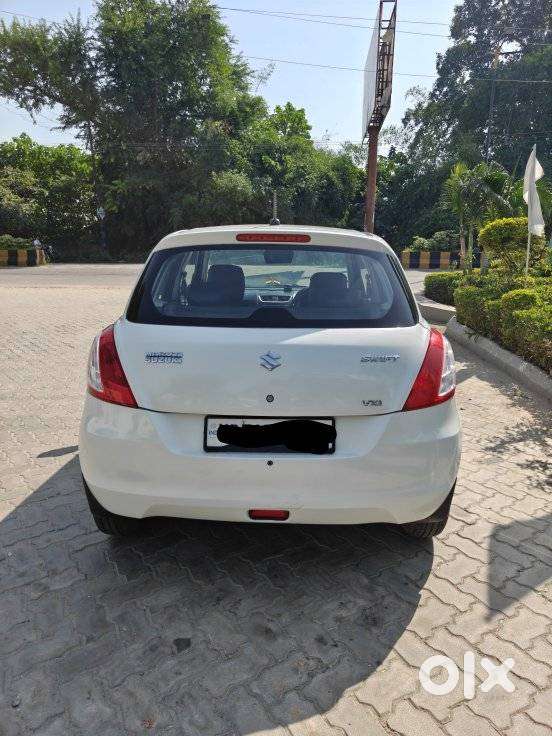 Maruti Suzuki Swift Vxi With Abs, 2016, Petrol