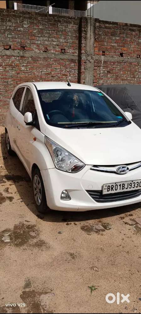 Hyundai Eon 2012 Petrol Well Maintained