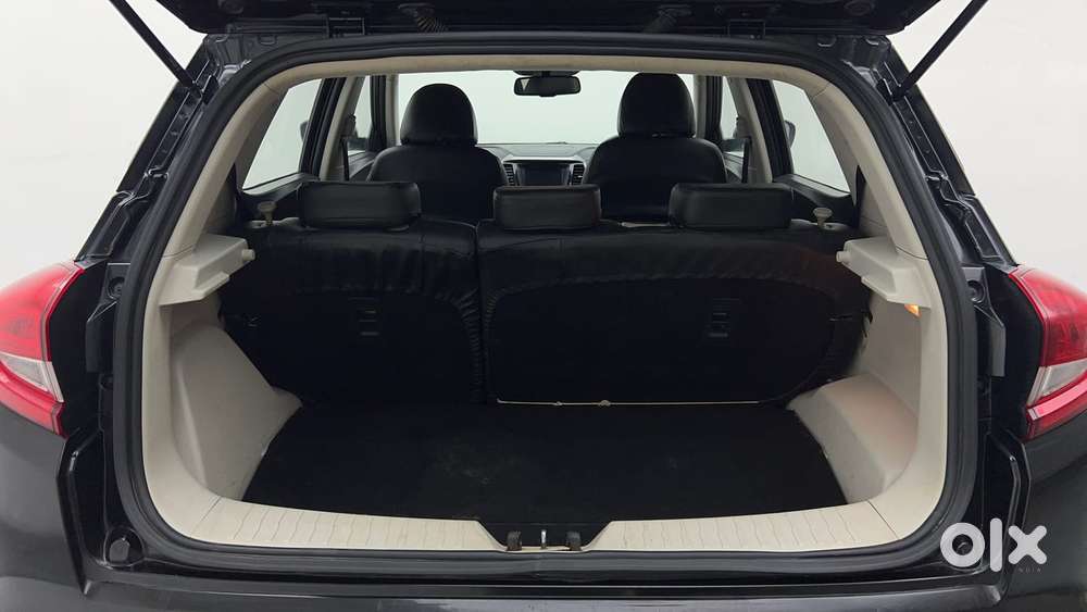Mahindra Xuv300 W8 Option Diesel, 2020, Diesel