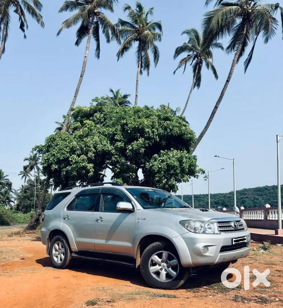Toyota Fortuner 2011 Diesel 1,33,000  Km Driven