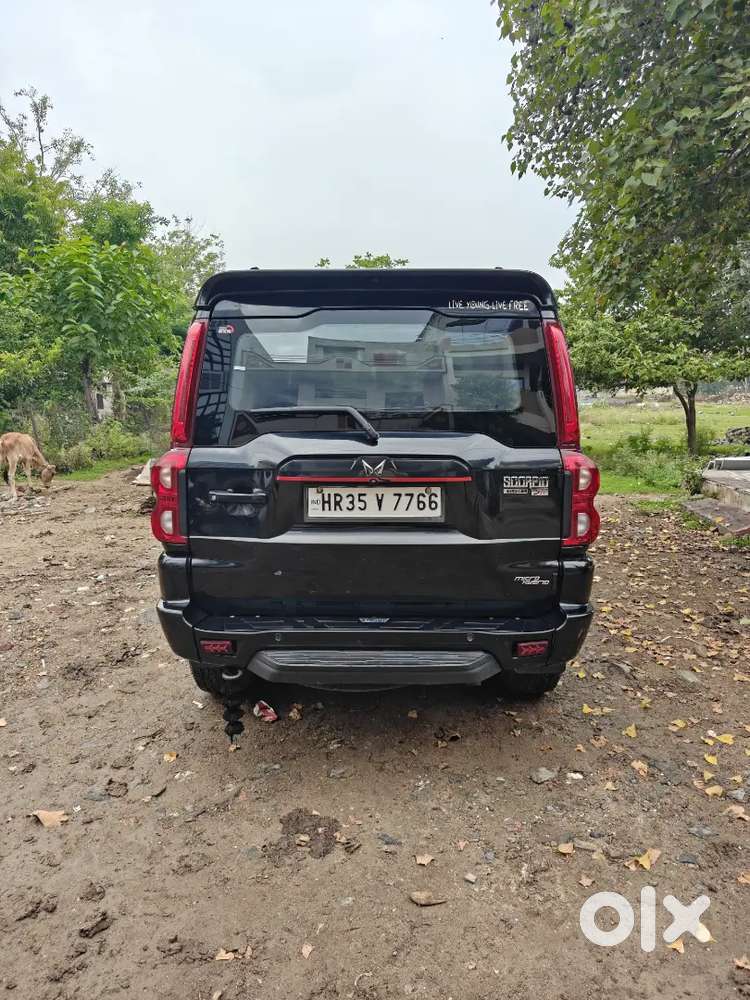 Mahindra Scorpio Classic 2023