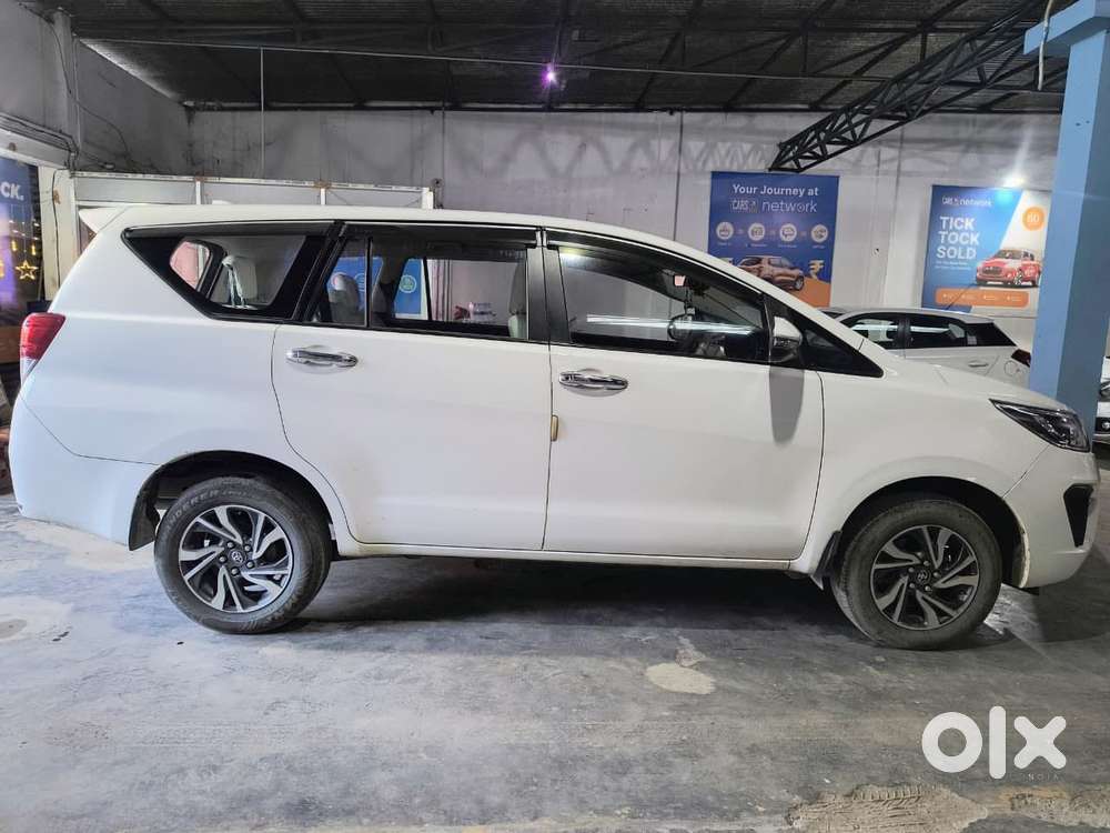 Toyota Innova Crysta 2.4 Gx Mt 8s, 2022, Diesel