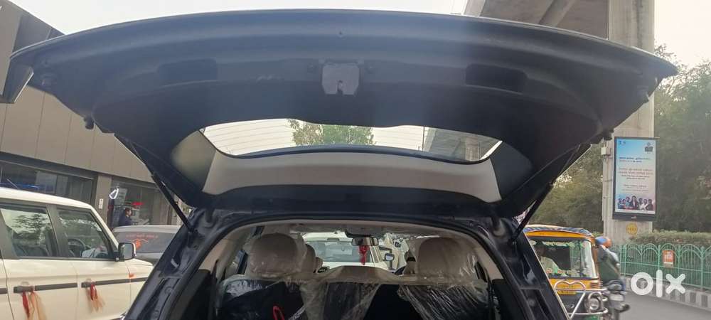 Mahindra Xuv700 2.2 Ax 7 Diesel Mt Luxury Pack Str, 2024, Diesel