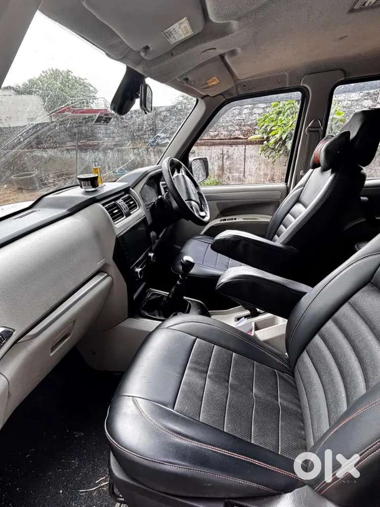 Mahindra Scorpio Classic 2015 Diesel 110000 Km Driven