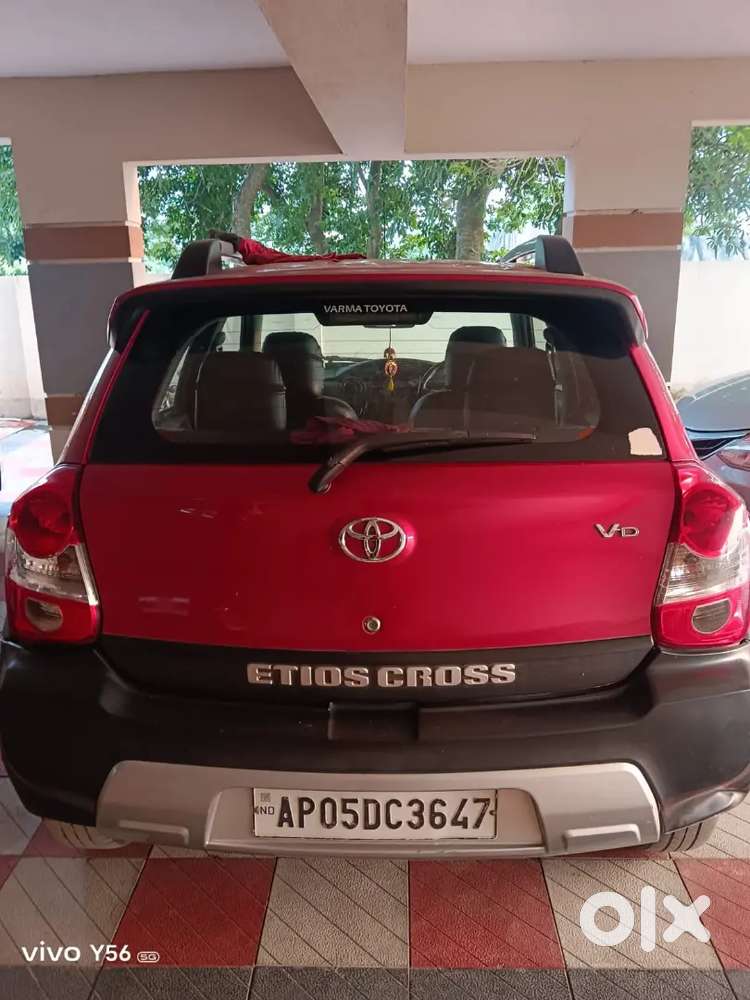 Toyota Etios Cross 2015 Diesel Well Maintained