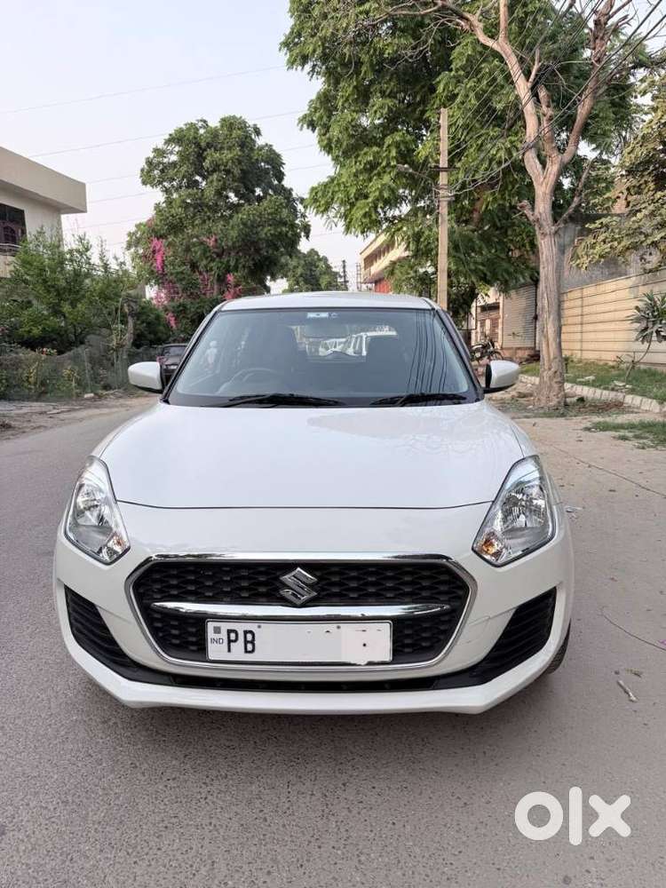 Maruti Suzuki Swift 1.2 Vxi (o), 2023, Petrol