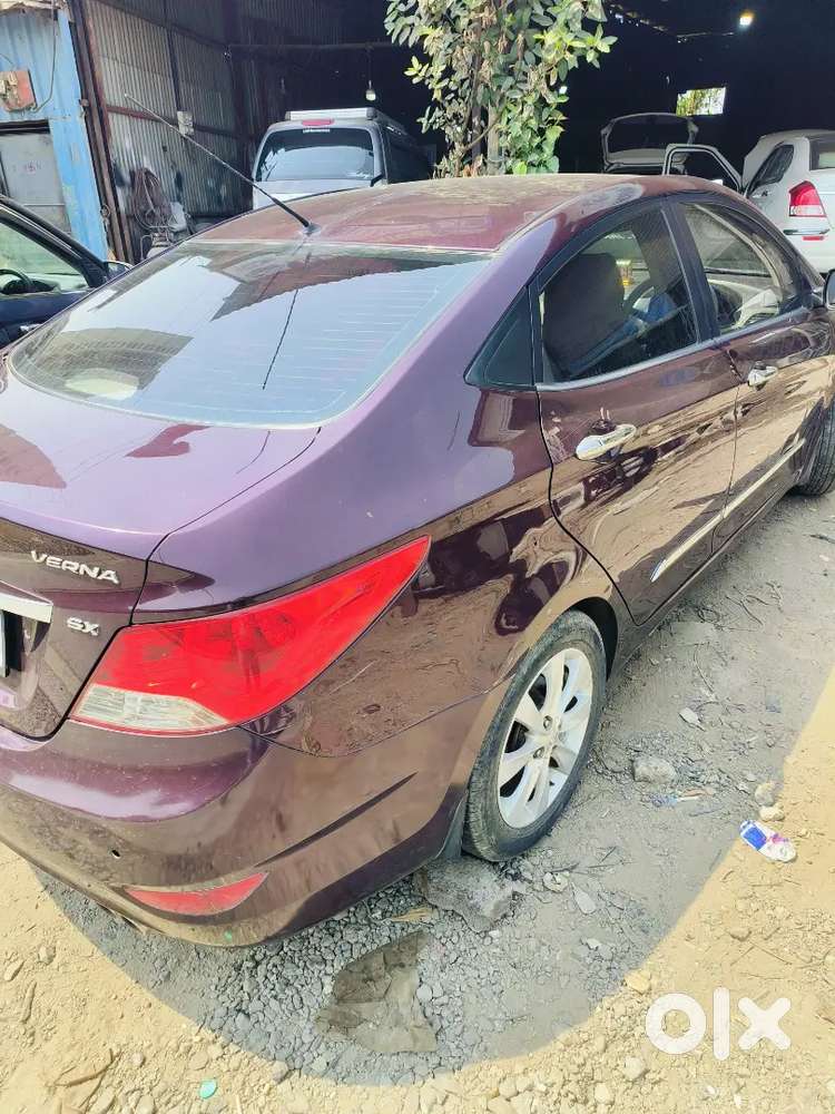 Hyundai Fluidic Verna 2012 Cng & Hybrids Well Maintained