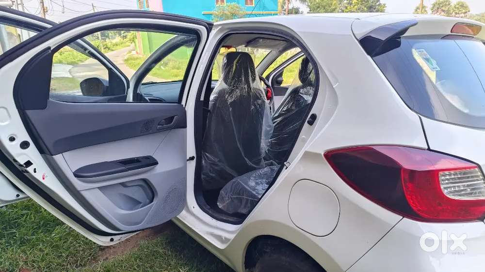 Tata Tiago Xm 2024 Model, Manual, Petrol