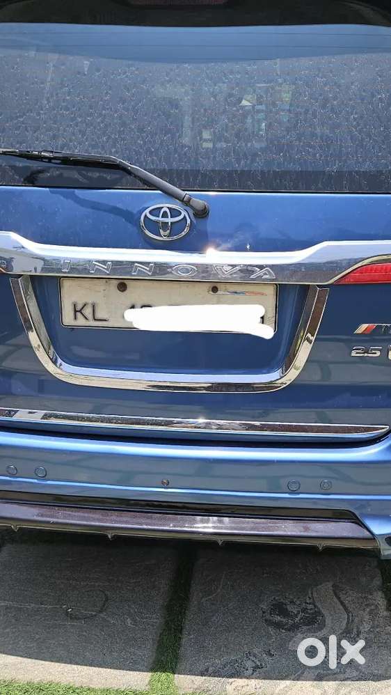 Toyota Innova 2014 Diesel 60904 Km Driven