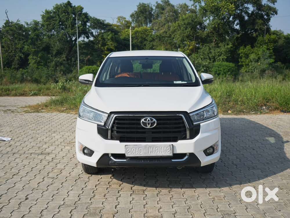Toyota Innova Crysta 2.4 Gx Mt, 2017, Diesel