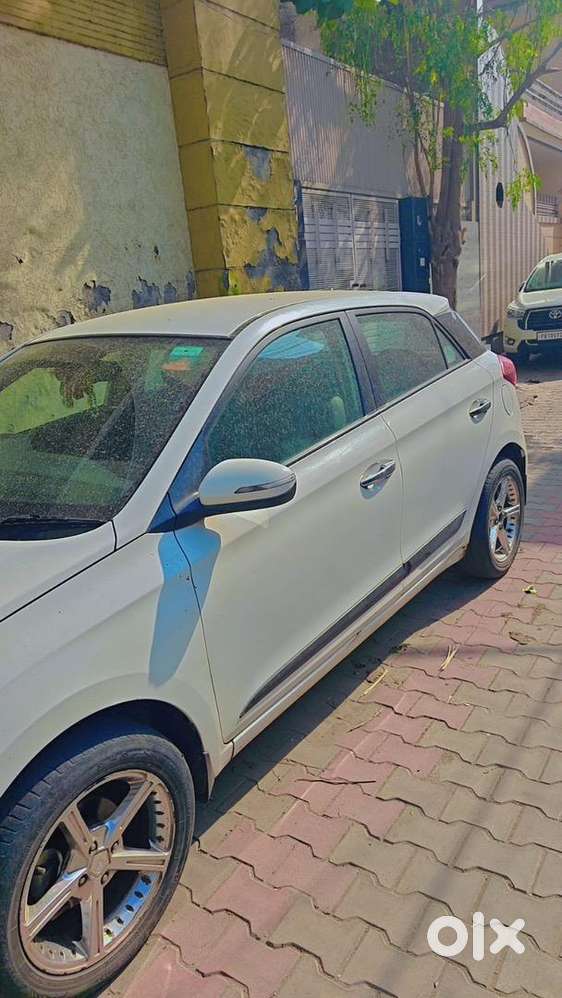 Hyundai I20 2016 Diesel Well Maintained All Genuine