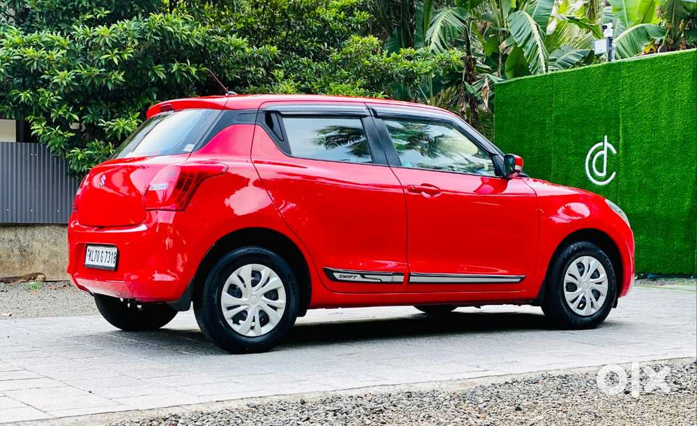 Maruti Suzuki Swift Vxi Optional, 2022, Petrol