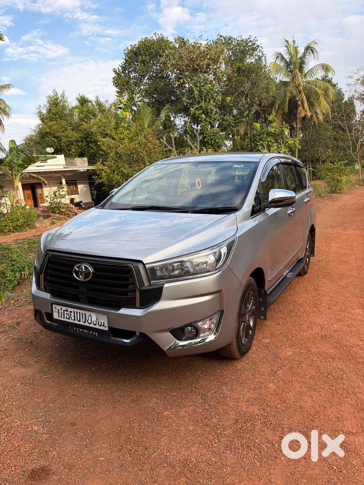 Toyota Innova Crysta 2018 Diesel Well Maintained