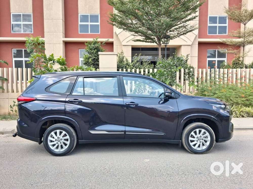 Toyota Innova Hycross Gx (o), 2024, Petrol