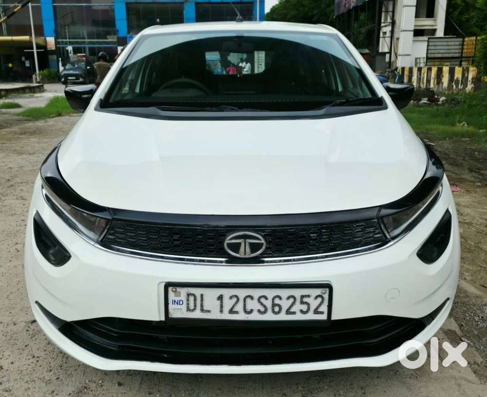 Tata Altroz 1.2 Xe, 2020, Petrol