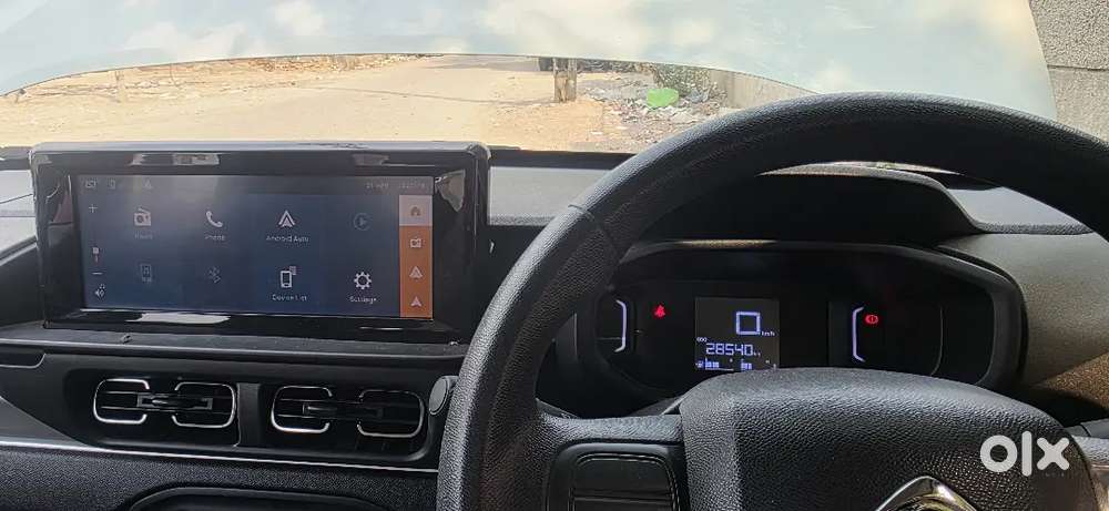 Citroen C3 2023 Petrol 28540 Km Driven