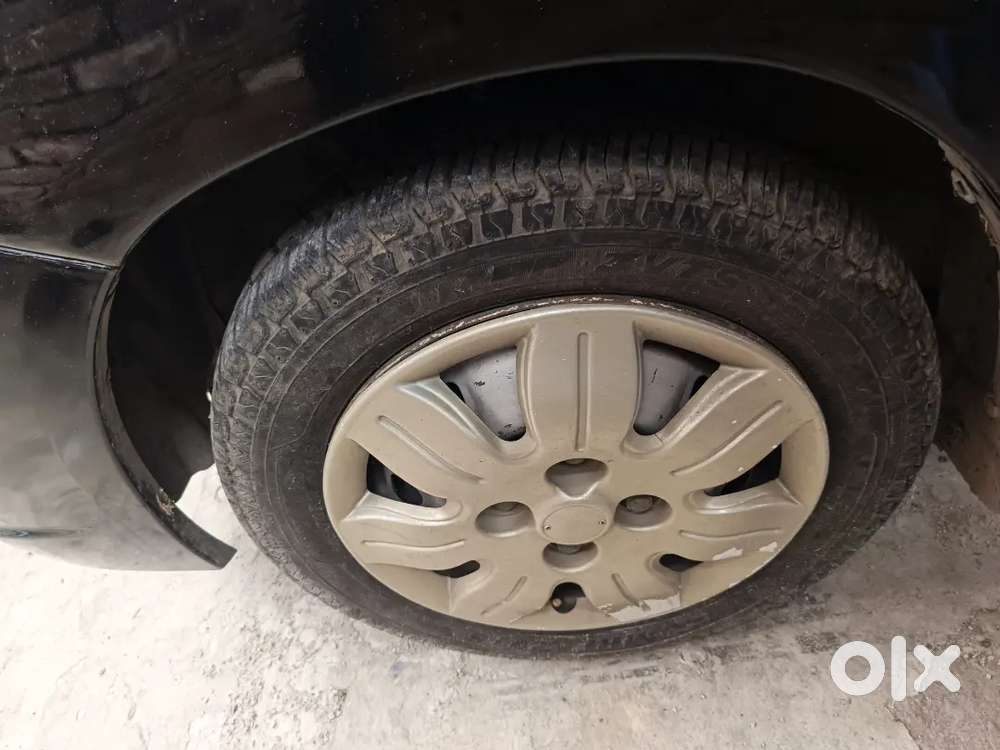 Maruti Suzuki Zen Estilo Lxi 2010