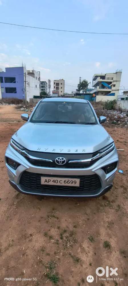 Toyota Urban Cruiser Hyryder 2023 Drive