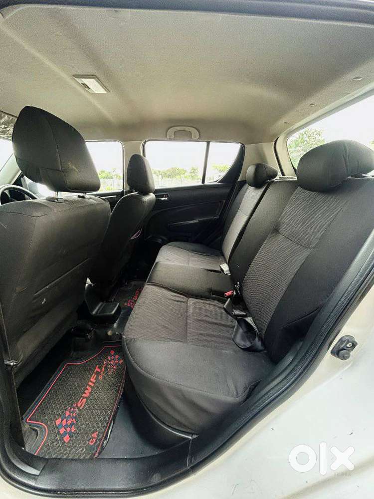 Maruti Suzuki Swift Vxi Glory Limited Edition, 2016, Petrol