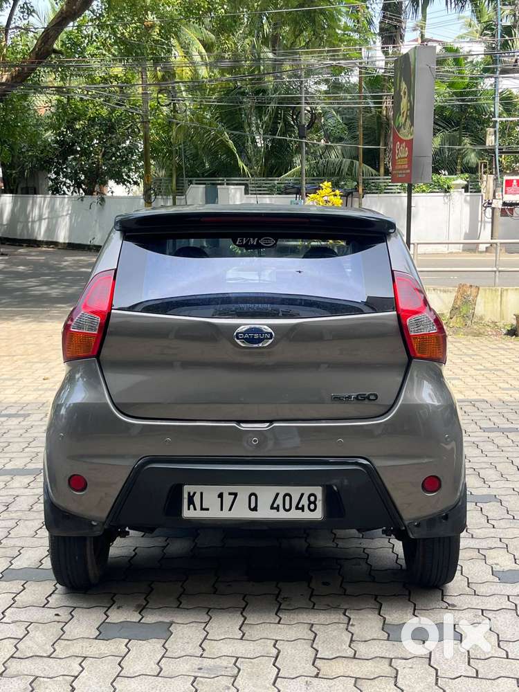 Datsun Redigo Sv 1.0, 2017, Petrol