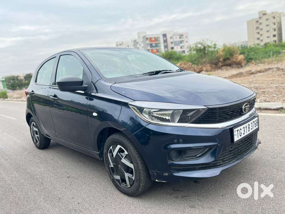 Tata Tiago 1.2 Revotron Xm, 2025, Petrol