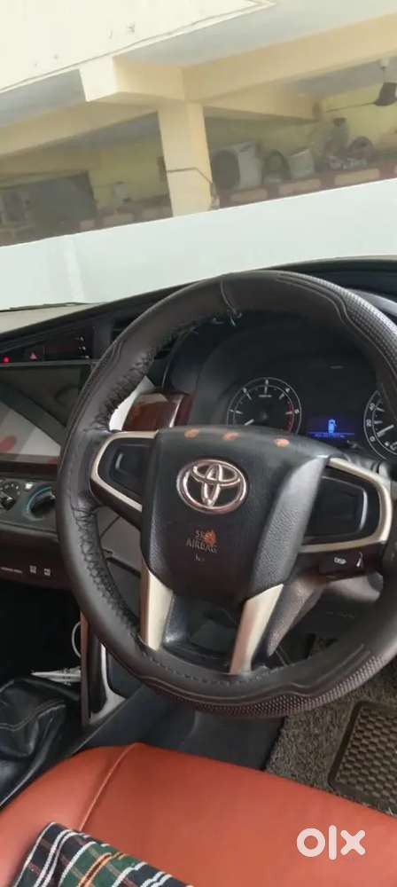 Toyota Innova Crysta 2016