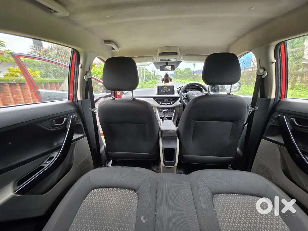 Tata Nexon Petrol Manual 2017