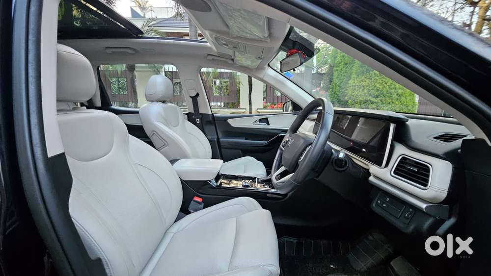 Mahindra Xuv700 2.0 Ax 7 Petrol At Luxury Pack Str, 2024, Diesel