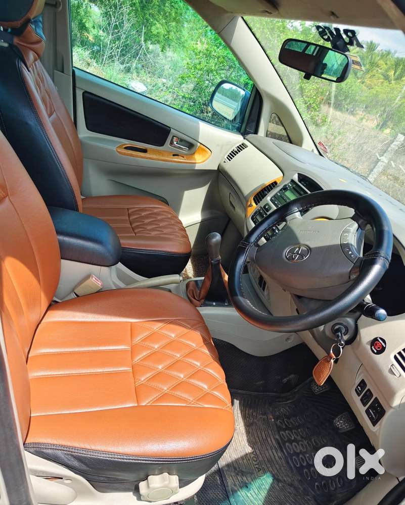 Toyota Innova 2.5 Vx 8 Str, 2011, Diesel