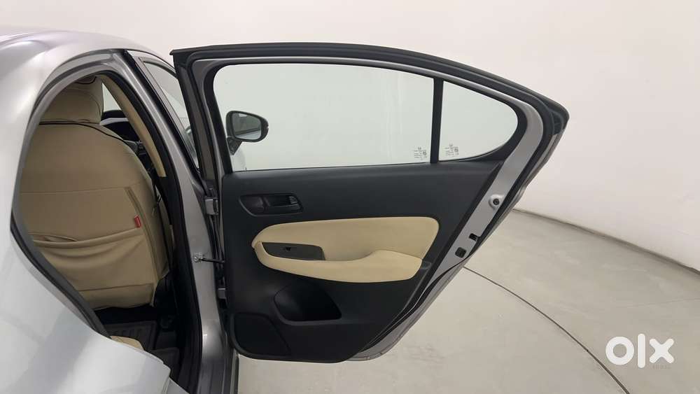 Honda City I-vtec V, 2022, Petrol